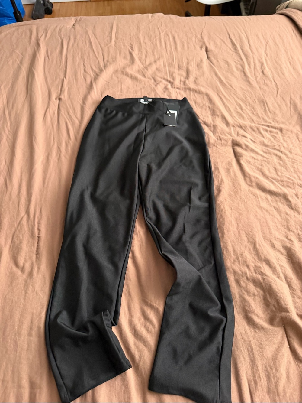 Fashion Nova Black Capri Pants